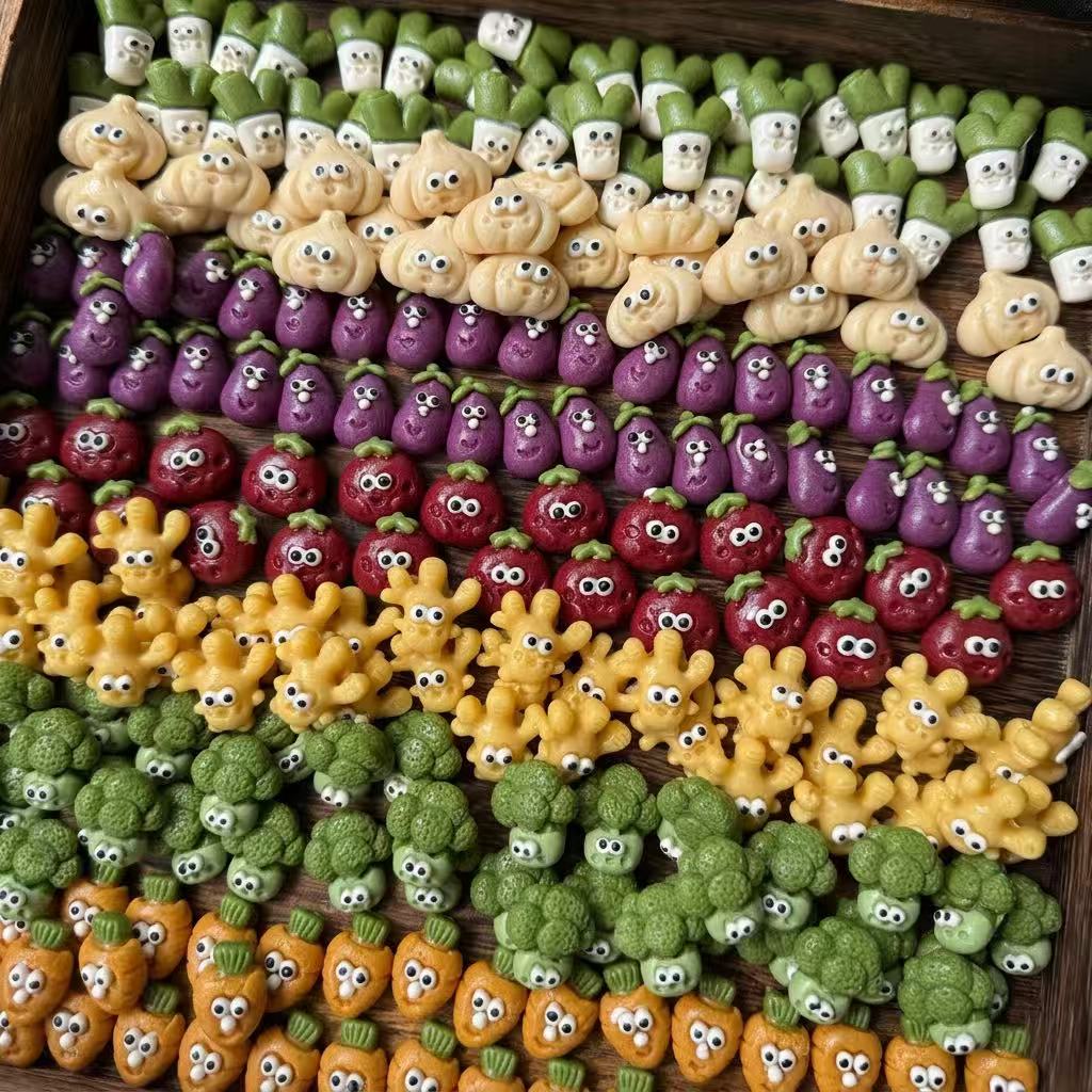 Pure Goat Milk Dehydrated Pet Treats：Vegetable Shaped Series