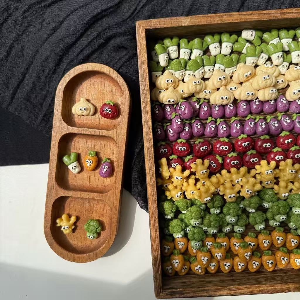 Pure Goat Milk Dehydrated Pet Treats：Vegetable Shaped Series